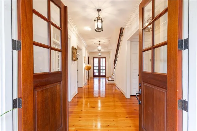5855 Northside Drive, Sandy Springs, Georgia 30328, 6 Bedrooms Bedrooms, ,7 BathroomsBathrooms,Residential,Sold,5855 Northside Drive,7021741