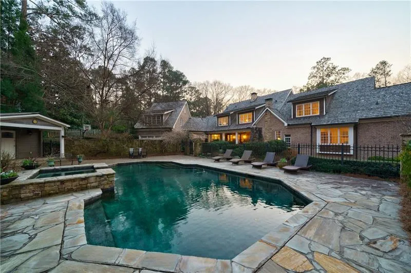 5855 Northside Drive, Sandy Springs, Georgia 30328, 6 Bedrooms Bedrooms, ,7 BathroomsBathrooms,Residential,Sold,5855 Northside Drive,7021741