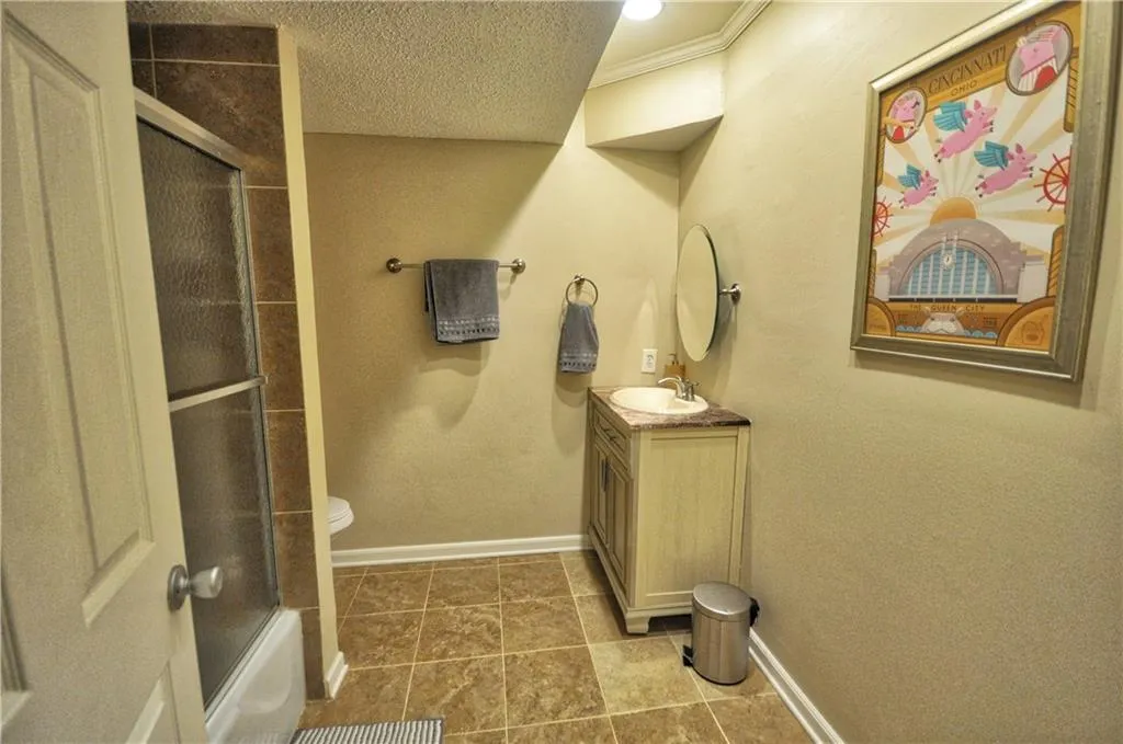 6851 Roswell Road Unit O11, Sandy Springs, Georgia 30328, 3 Bedrooms Bedrooms, ,2 BathroomsBathrooms,Residential,Sold,6851 Roswell Road Unit O11,6698247