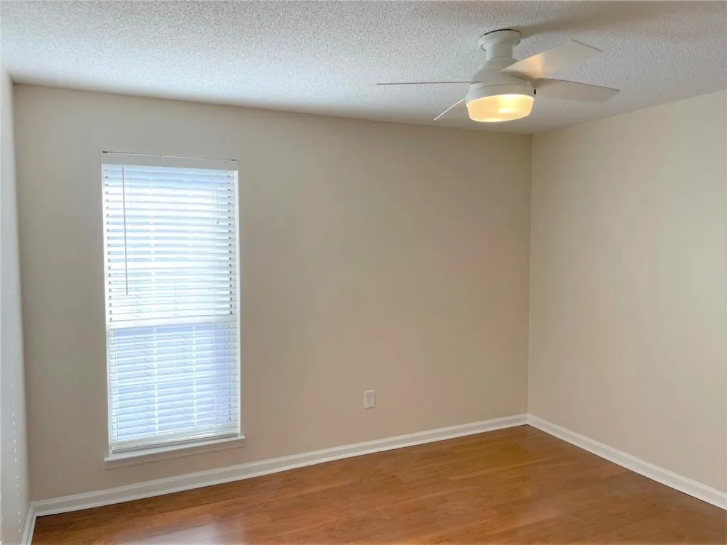 521 Granville Court, Sandy Springs, Georgia 30328, 1 Bedroom Bedrooms, ,1 BathroomBathrooms,Residential,Sold,521 Granville Court,7003332