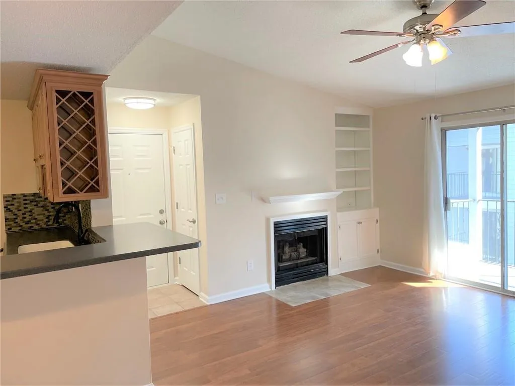 521 Granville Court, Sandy Springs, Georgia 30328, 1 Bedroom Bedrooms, ,1 BathroomBathrooms,Residential,Sold,521 Granville Court,7003332