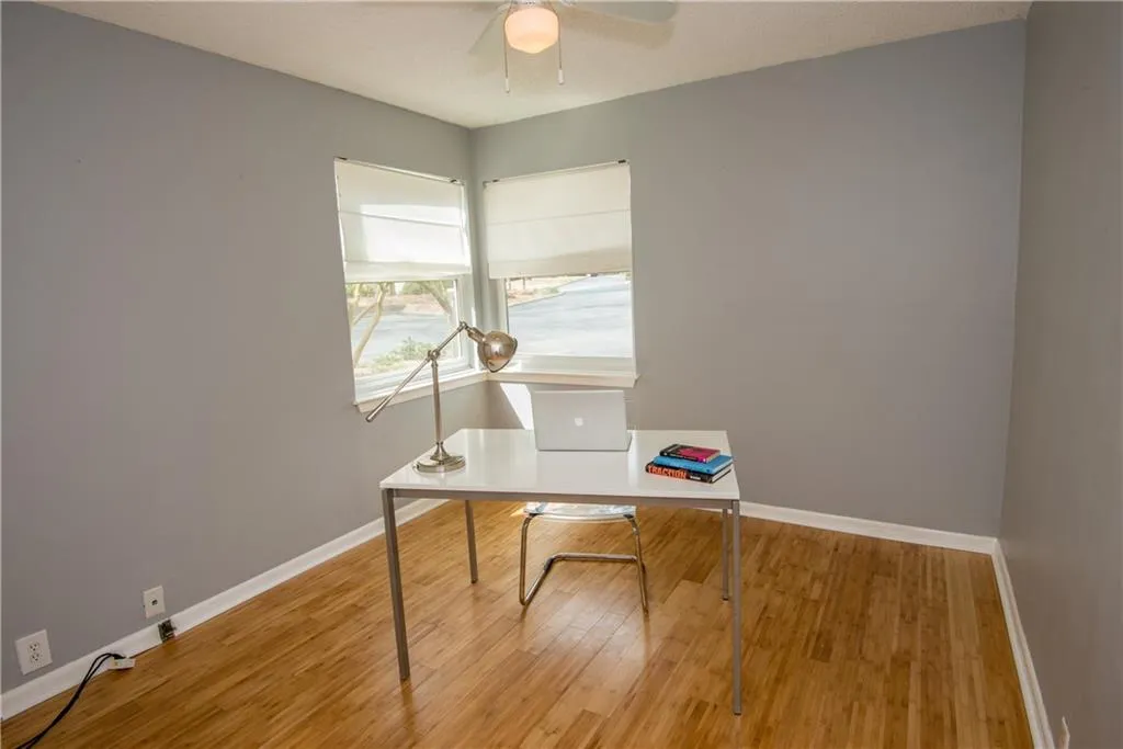 26 Dunwoody Springs Drive, Atlanta, Georgia 30328, 3 Bedrooms Bedrooms, ,2 BathroomsBathrooms,Residential,Sold,26 Dunwoody Springs Drive,5661877