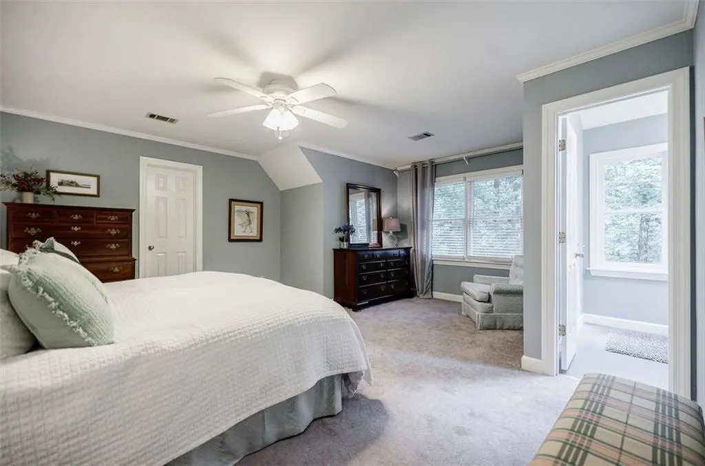 3030 Spalding Drive, Sandy Springs, Georgia 30350, 3 Bedrooms Bedrooms, ,2 BathroomsBathrooms,Residential,Sold,3030 Spalding Drive,7599587