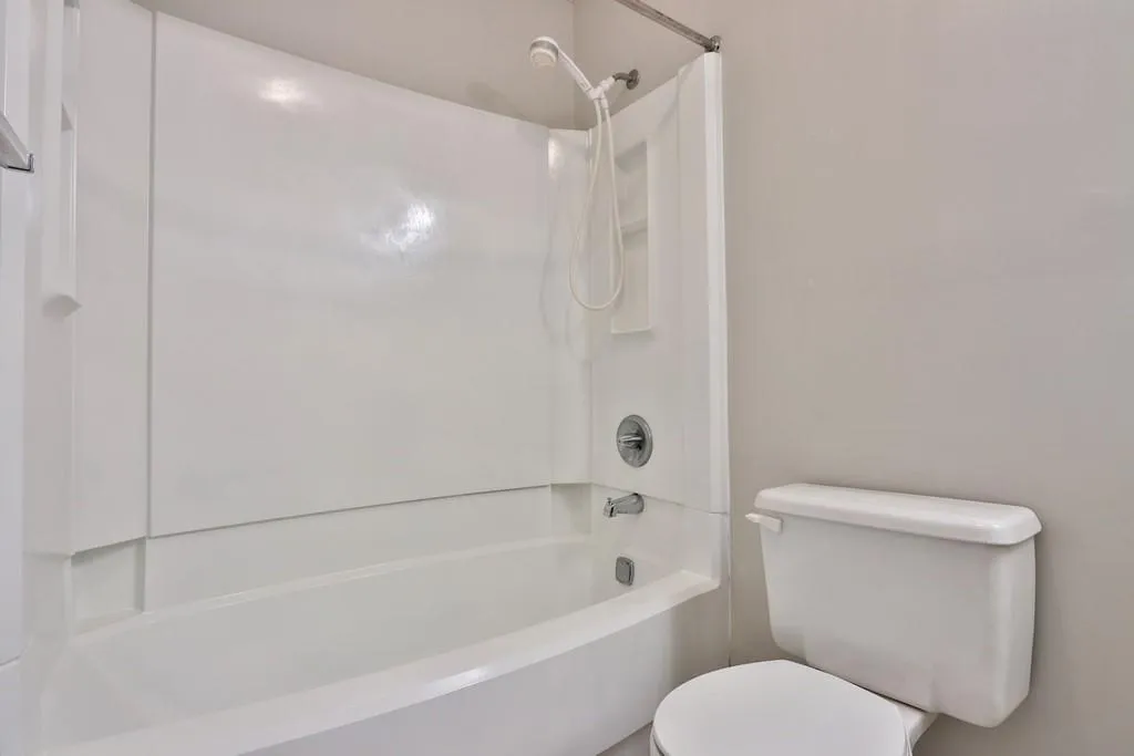 1203 Wingate Way, Sandy Springs, Georgia 30350, 2 Bedrooms Bedrooms, ,2 BathroomsBathrooms,Residential,Sold,1203 Wingate Way,6572359