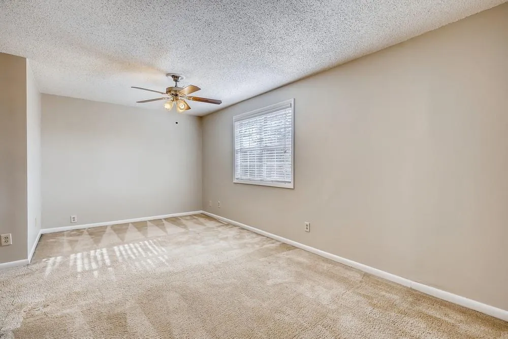 6900 Roswell Unit F8, Atlanta, Georgia 30328, 2 Bedrooms Bedrooms, ,2 BathroomsBathrooms,Residential,Sold,6900 Roswell Unit F8,6819627