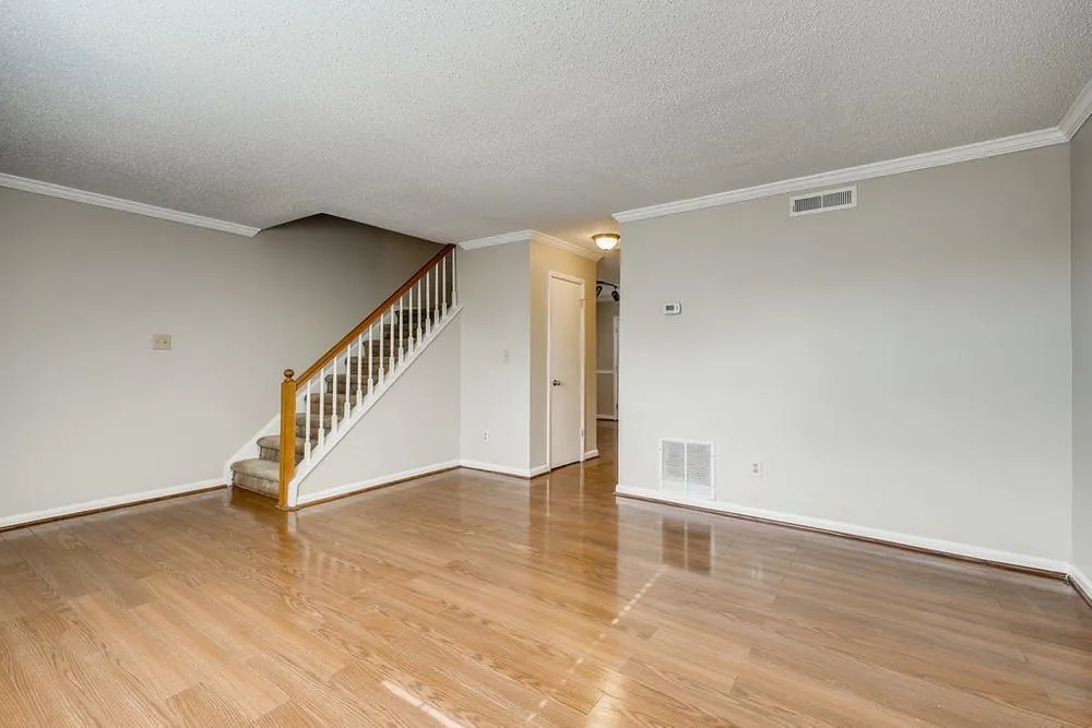 6900 Roswell Unit F8, Atlanta, Georgia 30328, 2 Bedrooms Bedrooms, ,2 BathroomsBathrooms,Residential,Sold,6900 Roswell Unit F8,6819627