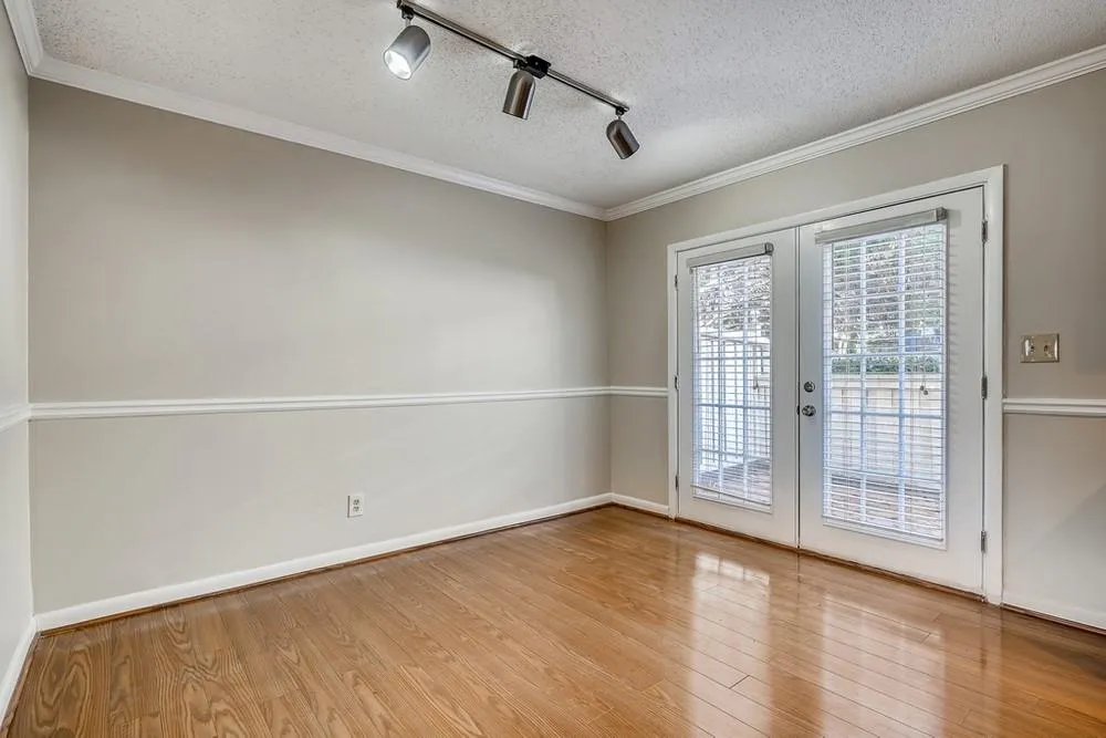 6900 Roswell Unit F8, Atlanta, Georgia 30328, 2 Bedrooms Bedrooms, ,2 BathroomsBathrooms,Residential,Sold,6900 Roswell Unit F8,6819627