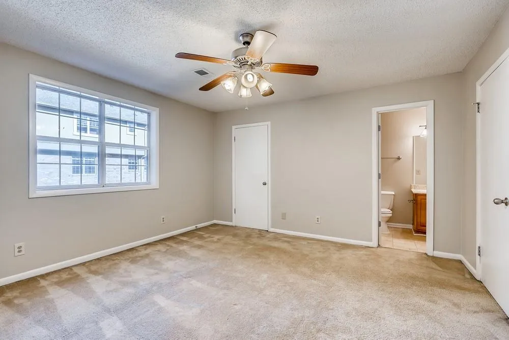 6900 Roswell Unit F8, Atlanta, Georgia 30328, 2 Bedrooms Bedrooms, ,2 BathroomsBathrooms,Residential,Sold,6900 Roswell Unit F8,6819627