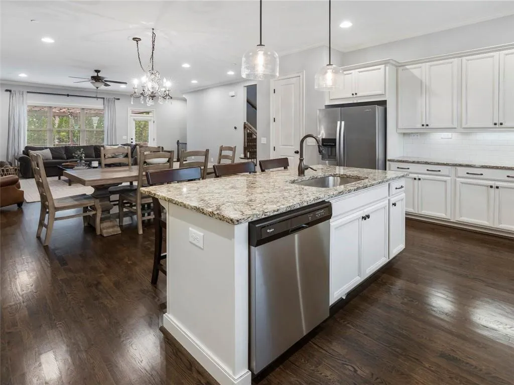 973 Thibideau Court, Atlanta, Georgia 30328, 3 Bedrooms Bedrooms, ,3 BathroomsBathrooms,Residential,Sold,973 Thibideau Court,6832050