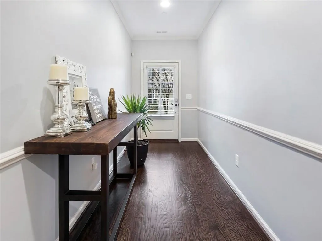 973 Thibideau Court, Atlanta, Georgia 30328, 3 Bedrooms Bedrooms, ,3 BathroomsBathrooms,Residential,Sold,973 Thibideau Court,6832050