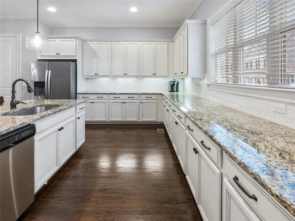 973 Thibideau Court, Atlanta, Georgia 30328, 3 Bedrooms Bedrooms, ,3 BathroomsBathrooms,Residential,Sold,973 Thibideau Court,6832050