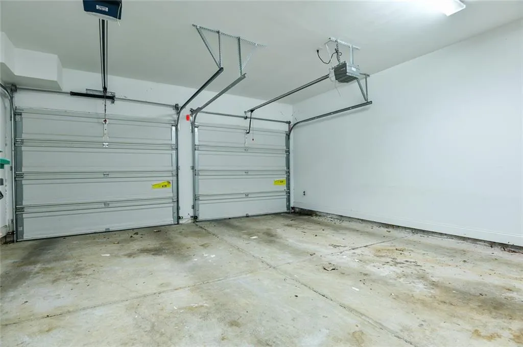 5854 Riverstone Circle Unit 13, Atlanta, Georgia 30339, 3 Bedrooms Bedrooms, ,3 BathroomsBathrooms,Residential,For Sale,5854 Riverstone Circle Unit 13,7642726