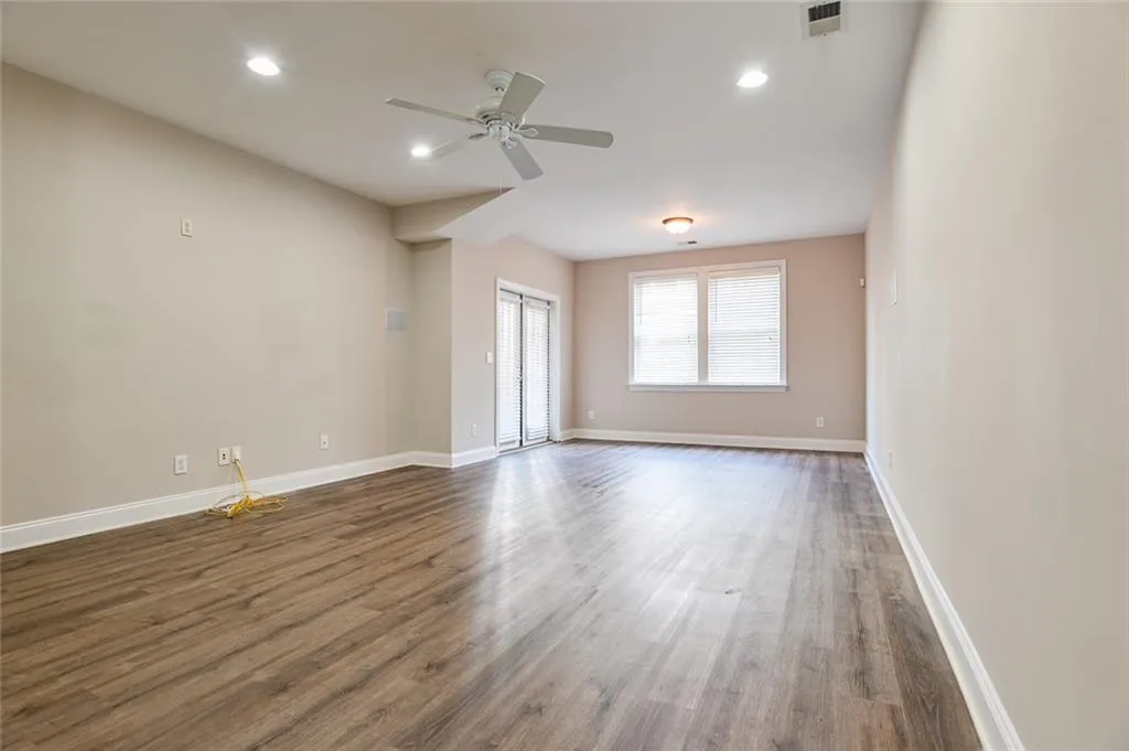 5854 Riverstone Circle Unit 13, Atlanta, Georgia 30339, 3 Bedrooms Bedrooms, ,3 BathroomsBathrooms,Residential,For Sale,5854 Riverstone Circle Unit 13,7642726