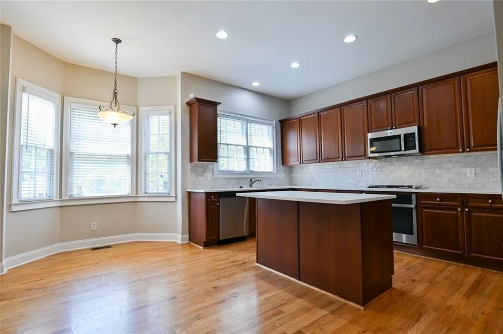 5854 Riverstone Circle Unit 13, Atlanta, Georgia 30339, 3 Bedrooms Bedrooms, ,3 BathroomsBathrooms,Residential,For Sale,5854 Riverstone Circle Unit 13,7642726