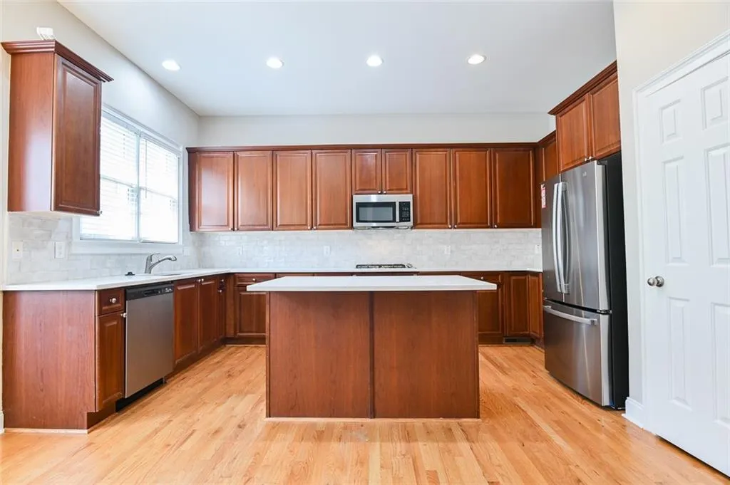 5854 Riverstone Circle Unit 13, Atlanta, Georgia 30339, 3 Bedrooms Bedrooms, ,3 BathroomsBathrooms,Residential,For Sale,5854 Riverstone Circle Unit 13,7642726