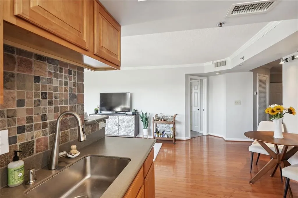 795 Hammond Drive Unit 1808, Sandy Springs, Georgia 30328, 1 Bedroom Bedrooms, ,1 BathroomBathrooms,Residential,Sold,795 Hammond Drive Unit 1808,7183582 795 Hammond Drive Unit 1808, Sandy Springs, Georgia 30328, 1 Bedroom Bedrooms, ,1 BathroomBathrooms,Residential,Sold,795 Hammond Drive Unit 1808,7183582