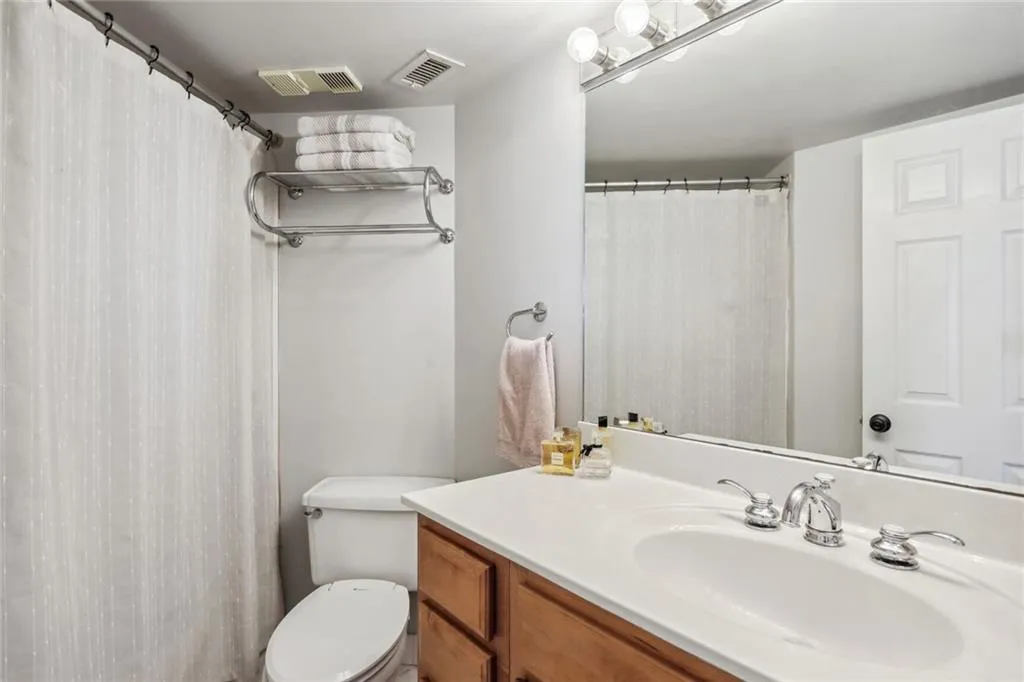 795 Hammond Drive Unit 1808, Sandy Springs, Georgia 30328, 1 Bedroom Bedrooms, ,1 BathroomBathrooms,Residential,Sold,795 Hammond Drive Unit 1808,7183582 795 Hammond Drive Unit 1808, Sandy Springs, Georgia 30328, 1 Bedroom Bedrooms, ,1 BathroomBathrooms,Residential,Sold,795 Hammond Drive Unit 1808,7183582