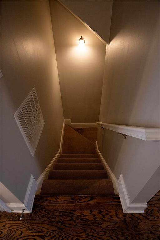 212 Le Gran Cove, Sandy Springs, Georgia 30328, 2 Bedrooms Bedrooms, ,2 BathroomsBathrooms,Residential,Sold,212 Le Gran Cove,7267715