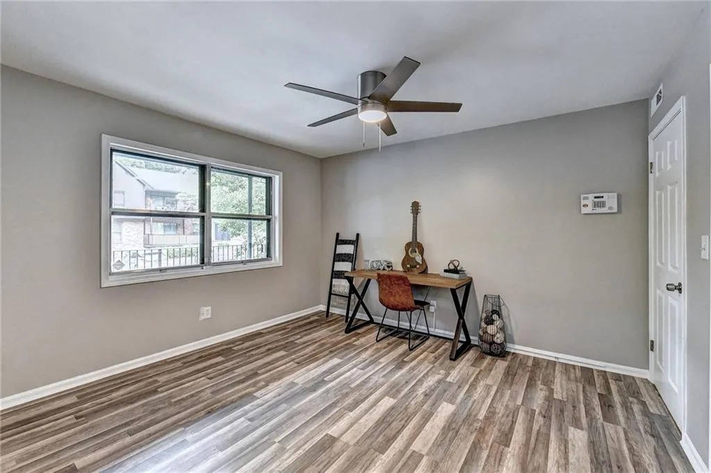 6851 Roswell Road Unit I-25, Atlanta, Georgia 30328, 3 Bedrooms Bedrooms, ,2 BathroomsBathrooms,Residential,Sold,6851 Roswell Road Unit I-25,7052166