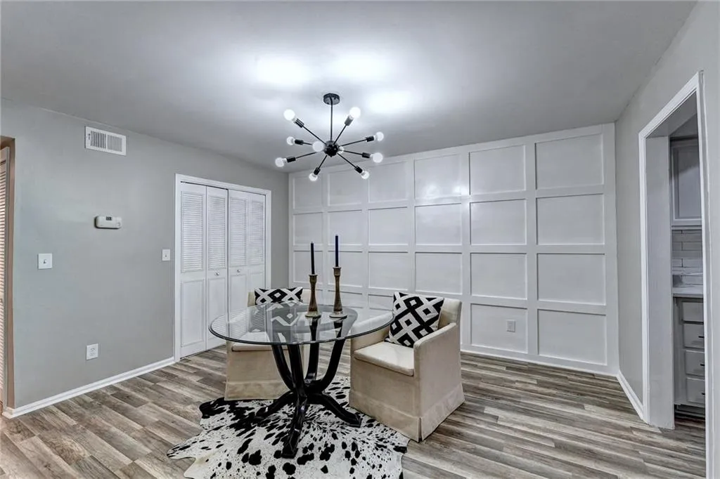 6851 Roswell Road Unit I-25, Atlanta, Georgia 30328, 3 Bedrooms Bedrooms, ,2 BathroomsBathrooms,Residential,Sold,6851 Roswell Road Unit I-25,7052166