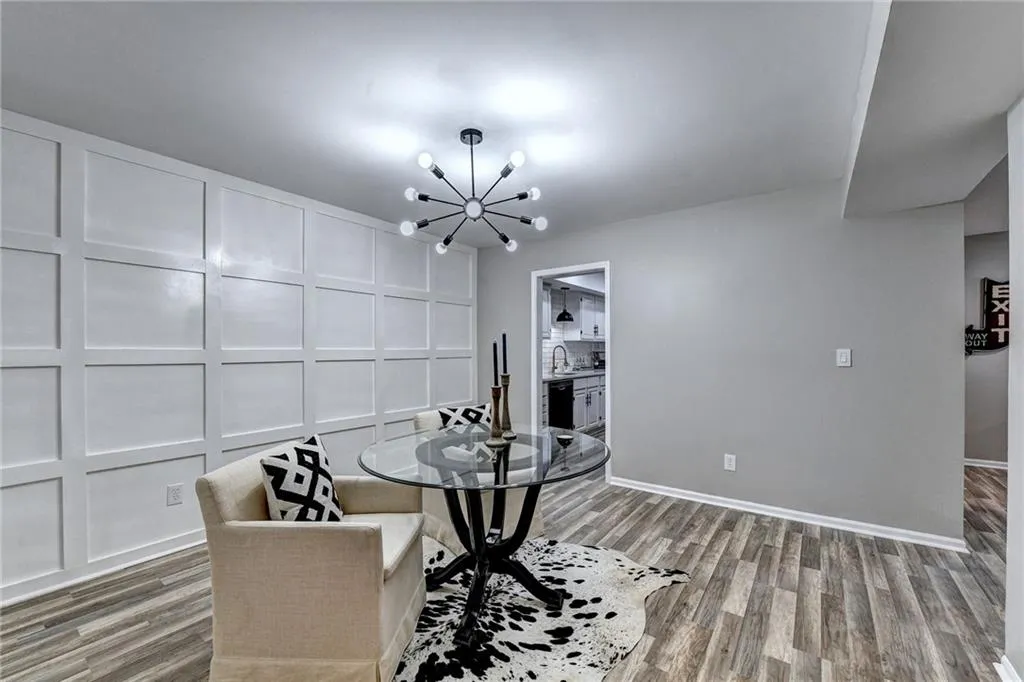 6851 Roswell Road Unit I-25, Atlanta, Georgia 30328, 3 Bedrooms Bedrooms, ,2 BathroomsBathrooms,Residential,Sold,6851 Roswell Road Unit I-25,7052166