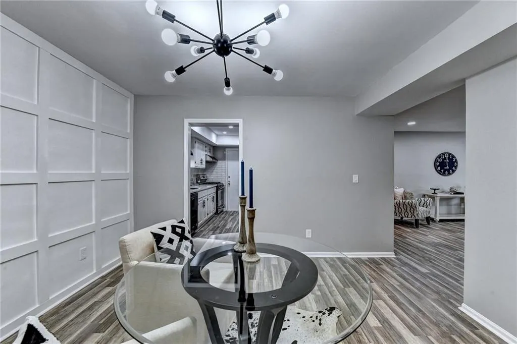 6851 Roswell Road Unit I-25, Atlanta, Georgia 30328, 3 Bedrooms Bedrooms, ,2 BathroomsBathrooms,Residential,Sold,6851 Roswell Road Unit I-25,7052166