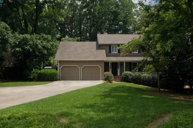 495 Wyncourtney Drive, Sandy Springs, Georgia 30328, 4 Bedrooms Bedrooms, ,3 BathroomsBathrooms,Residential,Sold,495 Wyncourtney Drive,5601324