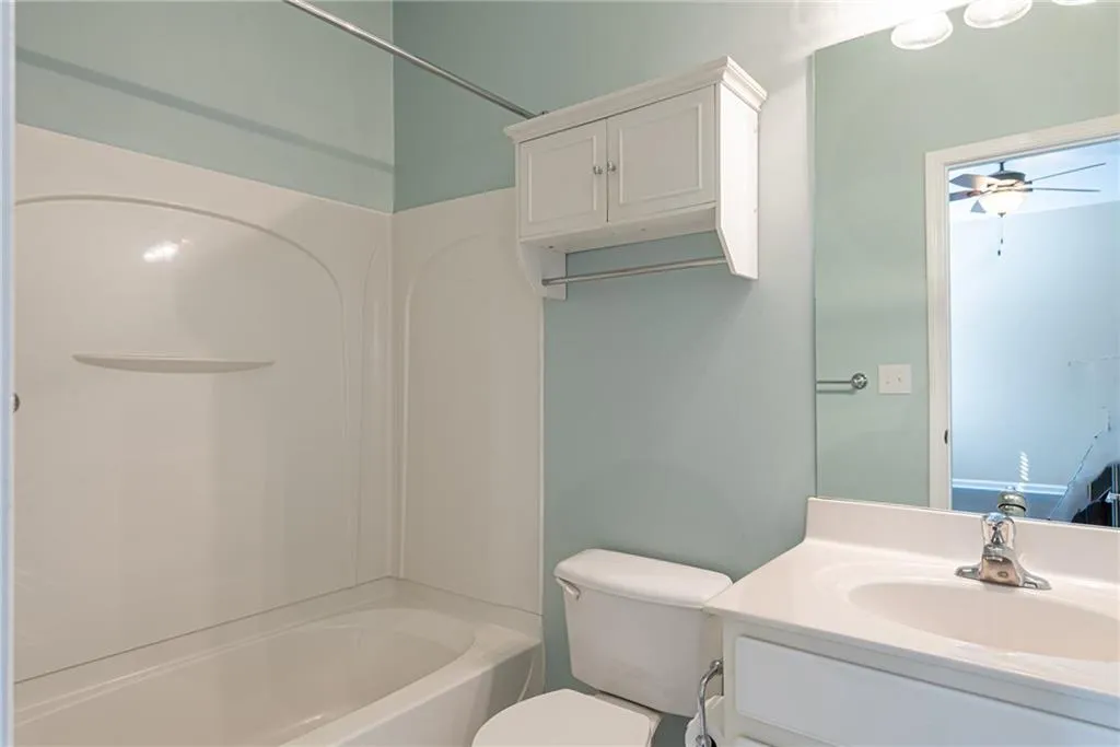 7883 Kiverton Place, Sandy Springs, Georgia 30350, 4 Bedrooms Bedrooms, ,3 BathroomsBathrooms,Residential,Sold,7883 Kiverton Place,7028406