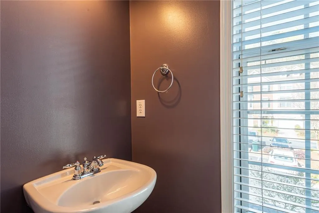 7883 Kiverton Place, Sandy Springs, Georgia 30350, 4 Bedrooms Bedrooms, ,3 BathroomsBathrooms,Residential,Sold,7883 Kiverton Place,7028406