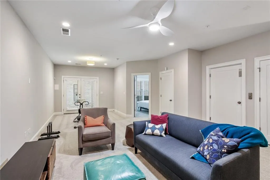 2070 Wheaton Way, Sandy Springs, Georgia 30328, 4 Bedrooms Bedrooms, ,3 BathroomsBathrooms,Residential,Sold,2070 Wheaton Way,6939559