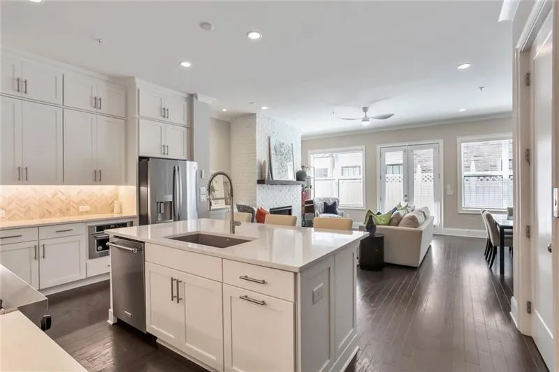 2070 Wheaton Way, Sandy Springs, Georgia 30328, 4 Bedrooms Bedrooms, ,3 BathroomsBathrooms,Residential,Sold,2070 Wheaton Way,6939559