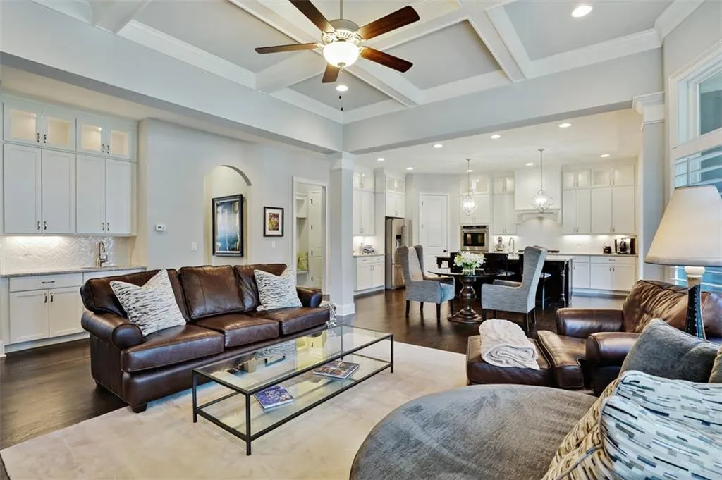 140 Spalding Trace, Sandy Springs, Georgia 30328, 6 Bedrooms Bedrooms, ,5 BathroomsBathrooms,Residential,Sold,140 Spalding Trace,7249164