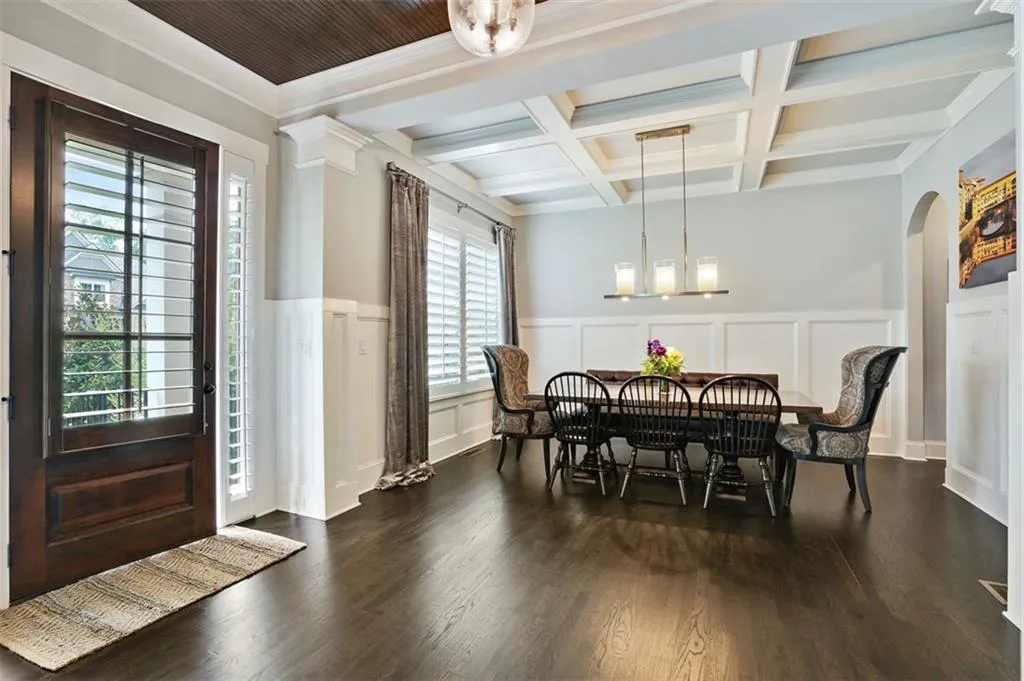 140 Spalding Trace, Sandy Springs, Georgia 30328, 6 Bedrooms Bedrooms, ,5 BathroomsBathrooms,Residential,Sold,140 Spalding Trace,7249164