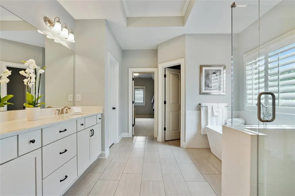 140 Spalding Trace, Sandy Springs, Georgia 30328, 6 Bedrooms Bedrooms, ,5 BathroomsBathrooms,Residential,Sold,140 Spalding Trace,7249164