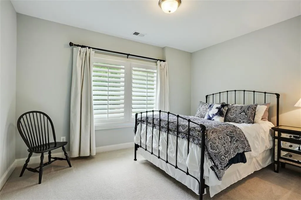 140 Spalding Trace, Sandy Springs, Georgia 30328, 6 Bedrooms Bedrooms, ,5 BathroomsBathrooms,Residential,Sold,140 Spalding Trace,7249164