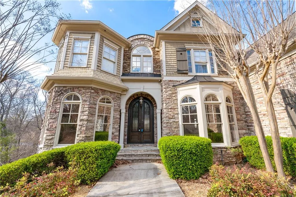 8069 Kenstone Court, Sandy Springs, Georgia 30350, 6 Bedrooms Bedrooms, ,6 BathroomsBathrooms,Residential,For Sale,8069 Kenstone Court,7546659