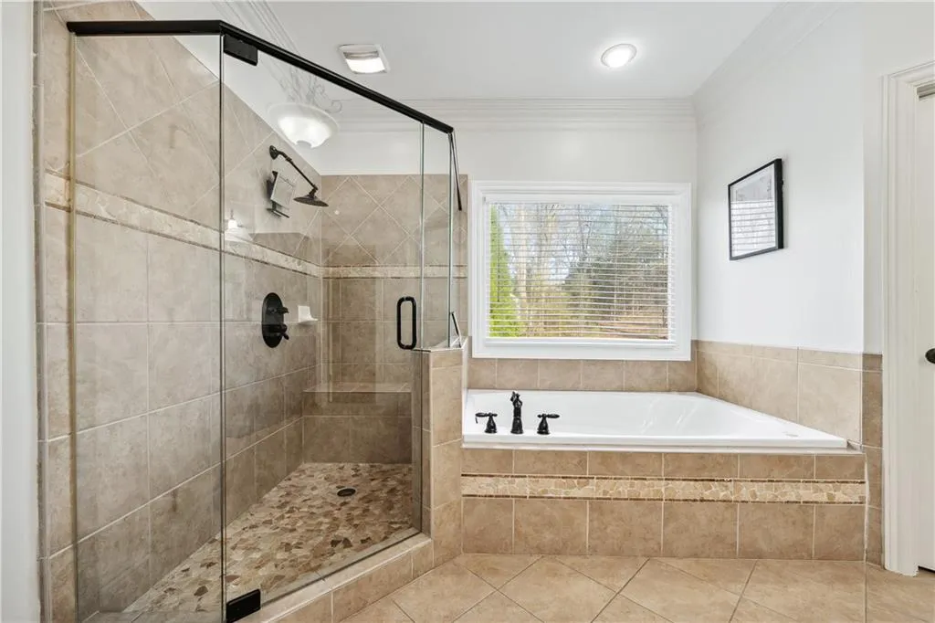 8069 Kenstone Court, Sandy Springs, Georgia 30350, 6 Bedrooms Bedrooms, ,6 BathroomsBathrooms,Residential,For Sale,8069 Kenstone Court,7546659