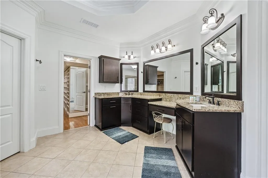 8069 Kenstone Court, Sandy Springs, Georgia 30350, 6 Bedrooms Bedrooms, ,6 BathroomsBathrooms,Residential,For Sale,8069 Kenstone Court,7546659