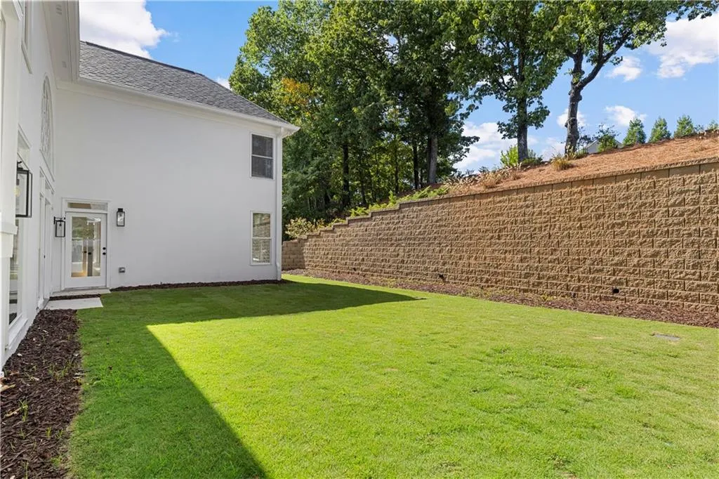 5800 De Claire Court, Atlanta, Georgia 30328, 6 Bedrooms Bedrooms, ,4 BathroomsBathrooms,Residential,For Sale,5800 De Claire Court,7671125