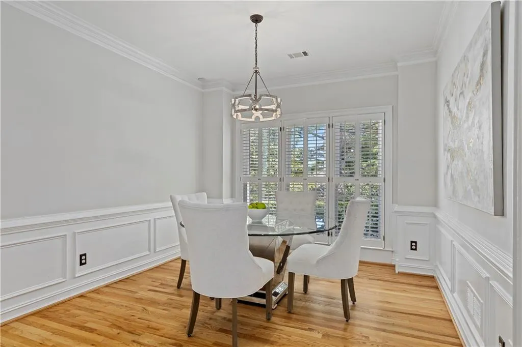 5800 De Claire Court, Atlanta, Georgia 30328, 6 Bedrooms Bedrooms, ,4 BathroomsBathrooms,Residential,For Sale,5800 De Claire Court,7671125