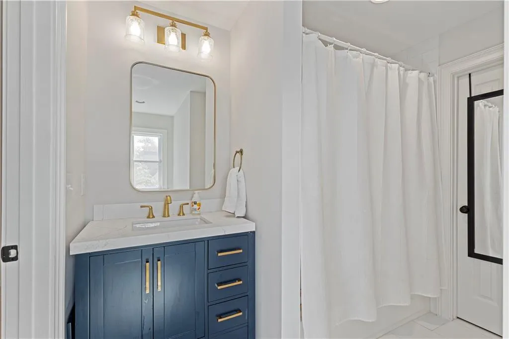 5800 De Claire Court, Atlanta, Georgia 30328, 6 Bedrooms Bedrooms, ,4 BathroomsBathrooms,Residential,For Sale,5800 De Claire Court,7671125