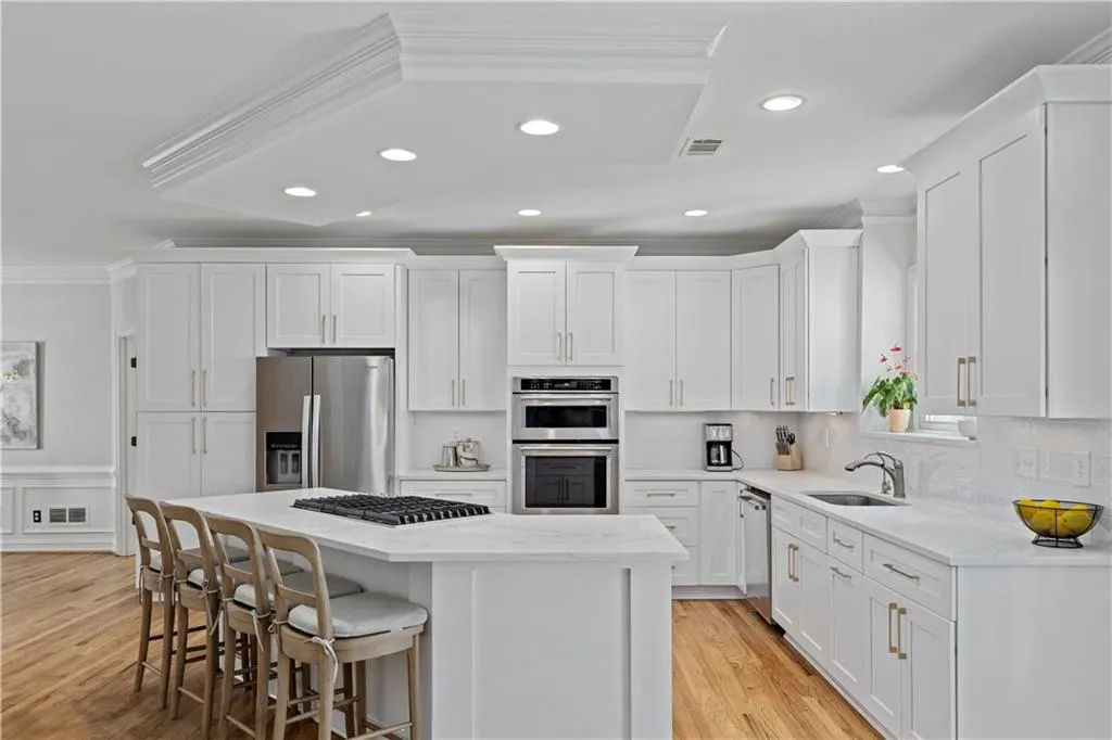 5800 De Claire Court, Atlanta, Georgia 30328, 6 Bedrooms Bedrooms, ,4 BathroomsBathrooms,Residential,For Sale,5800 De Claire Court,7671125