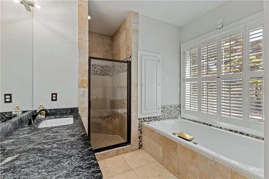 5800 De Claire Court, Atlanta, Georgia 30328, 6 Bedrooms Bedrooms, ,4 BathroomsBathrooms,Residential,For Sale,5800 De Claire Court,7671125