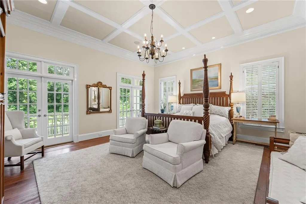 585 Old Cobblestone Drive, Atlanta, Georgia 30350, 6 Bedrooms Bedrooms, ,6 BathroomsBathrooms,Residential,For Sale,585 Old Cobblestone Drive,7639548