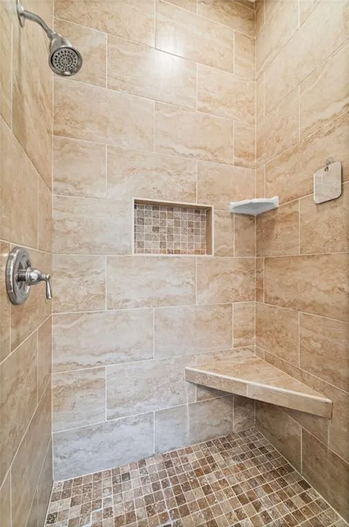 585 Old Cobblestone Drive, Atlanta, Georgia 30350, 6 Bedrooms Bedrooms, ,6 BathroomsBathrooms,Residential,For Sale,585 Old Cobblestone Drive,7639548
