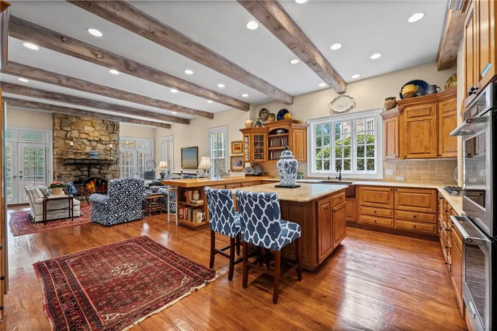 585 Old Cobblestone Drive, Atlanta, Georgia 30350, 6 Bedrooms Bedrooms, ,6 BathroomsBathrooms,Residential,For Sale,585 Old Cobblestone Drive,7639548