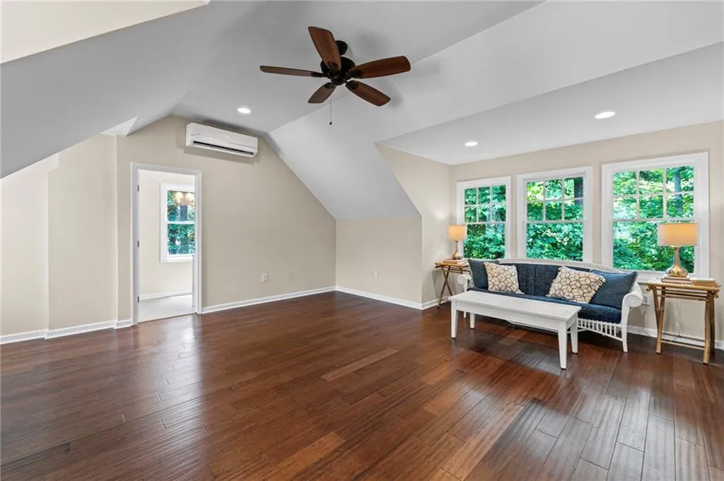 585 Old Cobblestone Drive, Atlanta, Georgia 30350, 6 Bedrooms Bedrooms, ,6 BathroomsBathrooms,Residential,For Sale,585 Old Cobblestone Drive,7639548