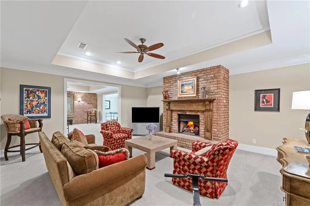 585 Old Cobblestone Drive, Atlanta, Georgia 30350, 6 Bedrooms Bedrooms, ,6 BathroomsBathrooms,Residential,For Sale,585 Old Cobblestone Drive,7639548