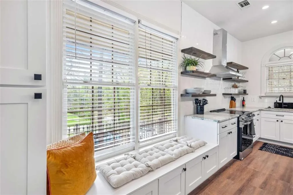 1843 Markone Street, Atlanta, Georgia 30318, 6 Bedrooms Bedrooms, ,4 BathroomsBathrooms,Residential,For Sale,1843 Markone Street,7620143