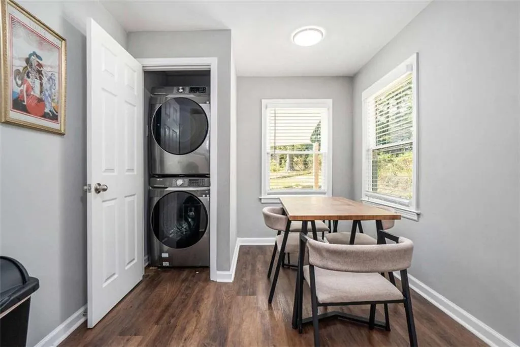 462 Center Hill Avenue, Atlanta, Georgia 30318, 2 Bedrooms Bedrooms, ,1 BathroomBathrooms,Residential,Sold,462 Center Hill Avenue,7658250